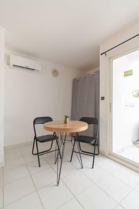 Superbe Studio Avec Jacuzzi Prive Apartment Сент-Ан Екстериор снимка